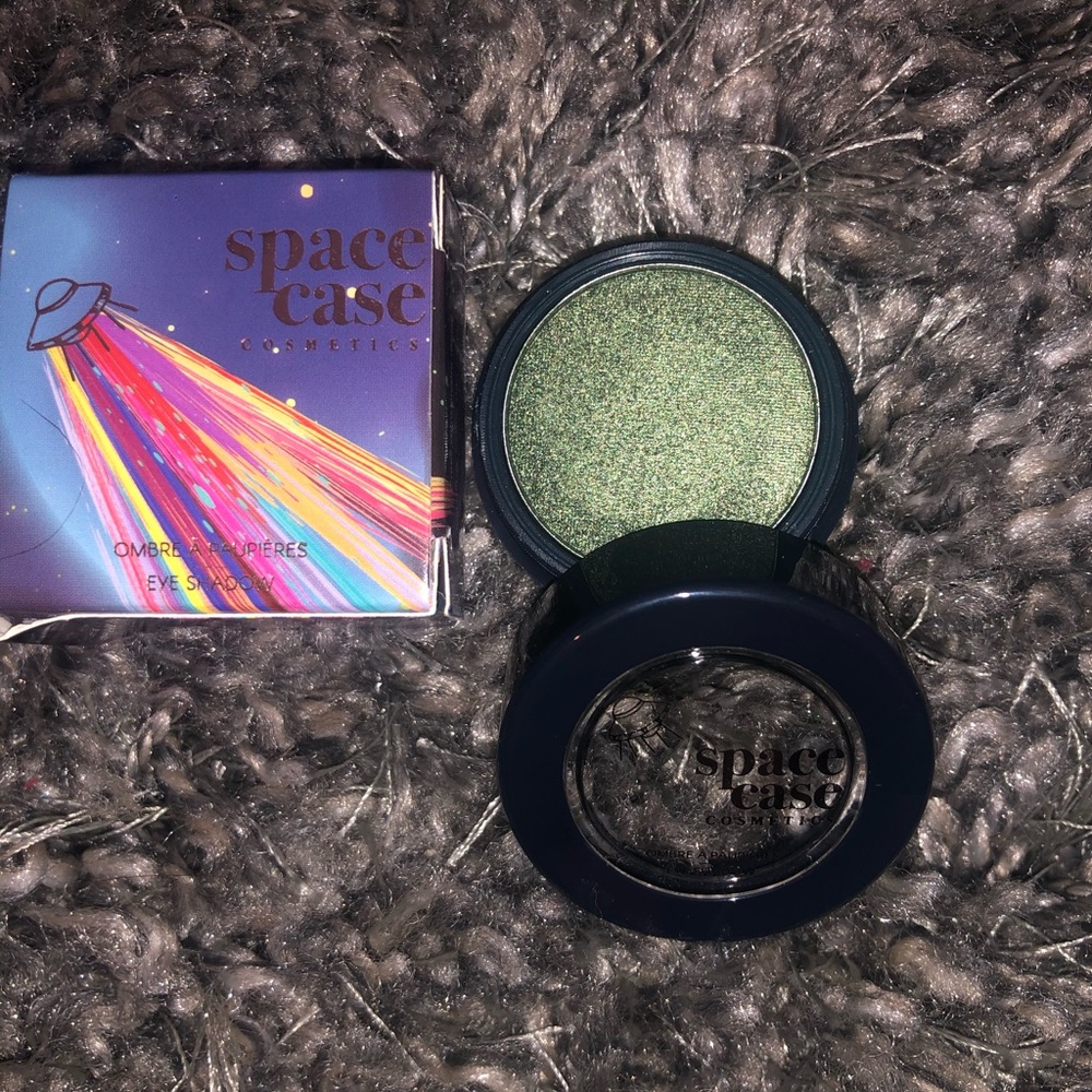 SPACE CASE COSMETICS